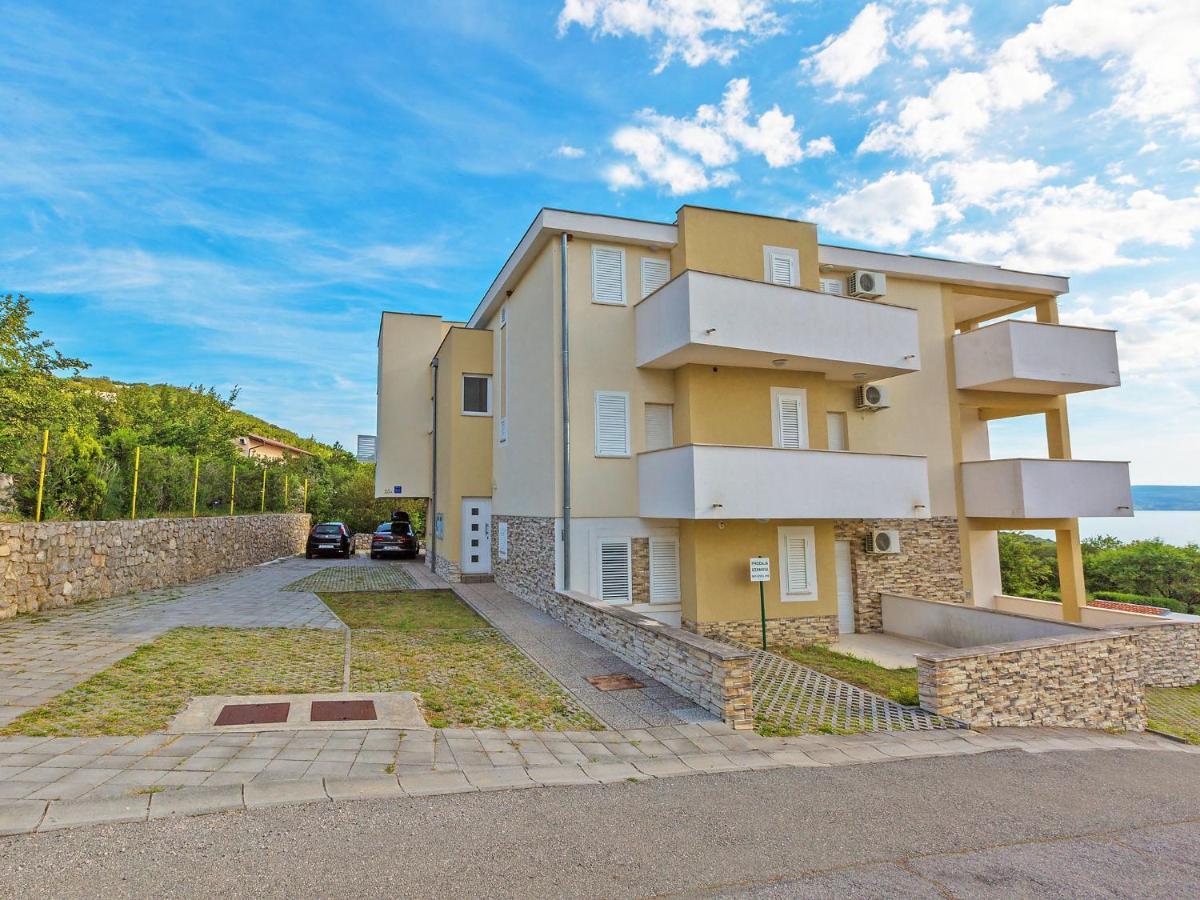 Apartment Cvit 1 By Interhome *