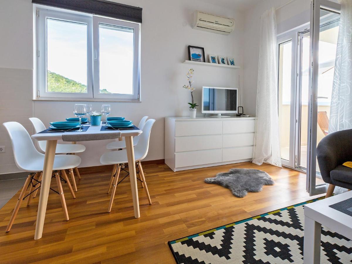 Cvit 1 By Interhome Klenovica